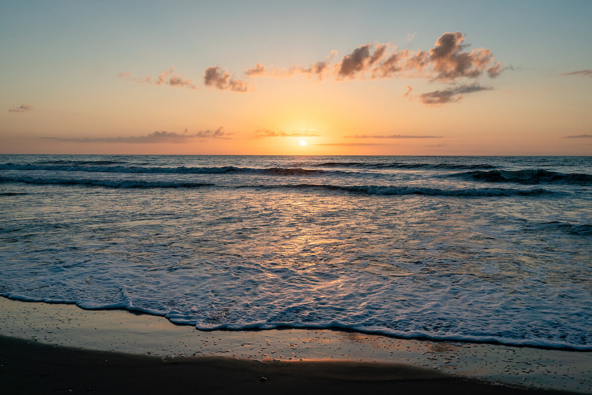 sunrise beach image
