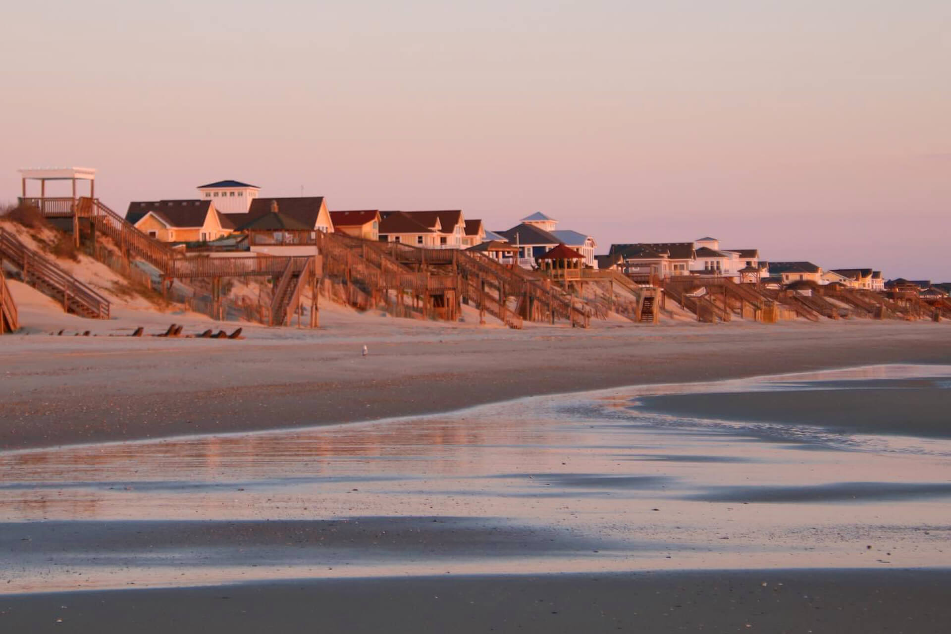 Thanksgiving Stays & Dining in The Northern Outer Banks